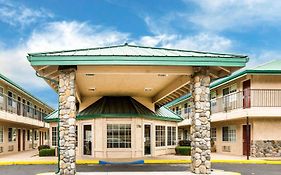 Quality Inn & Suites Minden